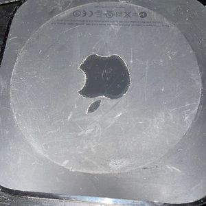 Apple TV - Generation 2 with remote